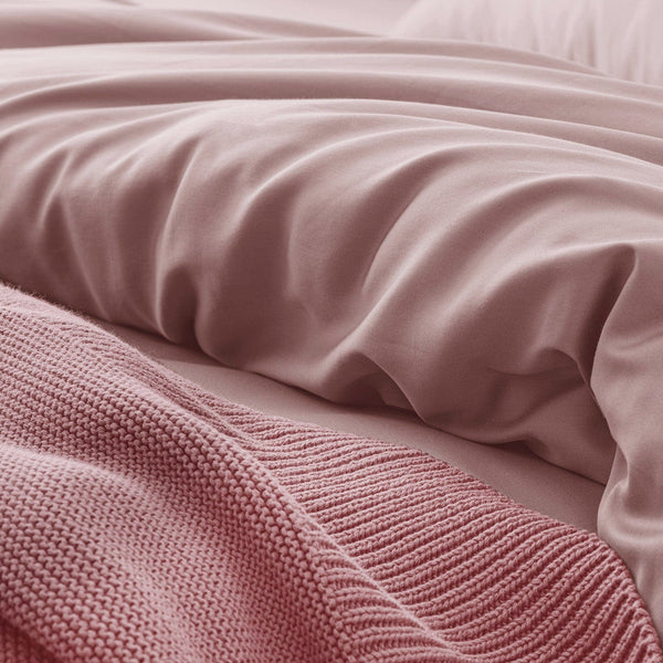 900 Thread Count Supima Cotton, Seasonless Luxury Bedding