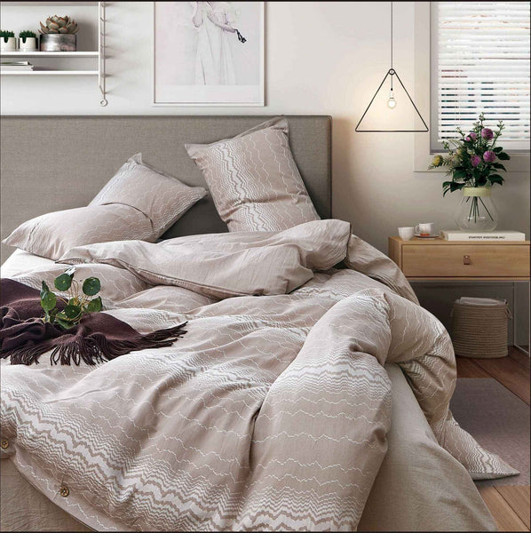 100 % WASHED COTTON BREATHABLE BEDDING