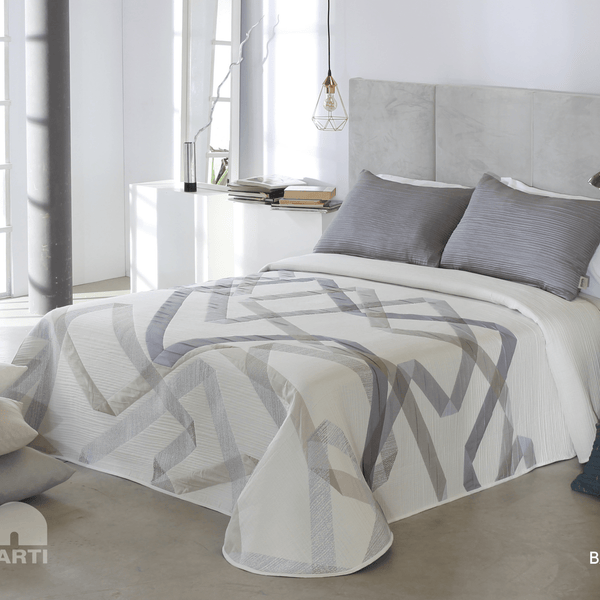 High End Fluffy Jacquard Bedspread - From Reig Marti Spain | Luxury Bed Covers